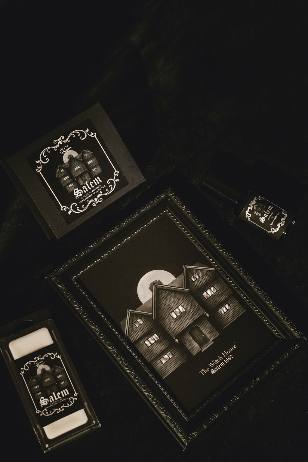 Salem Collection Box